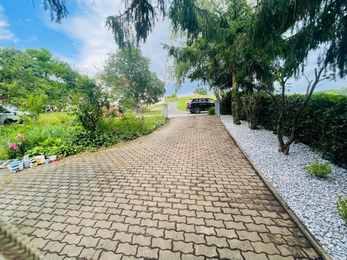 Freiblick 1 Bad Glbg Mit Garten Top1 バート・グライヒェンベルク エクステリア 写真